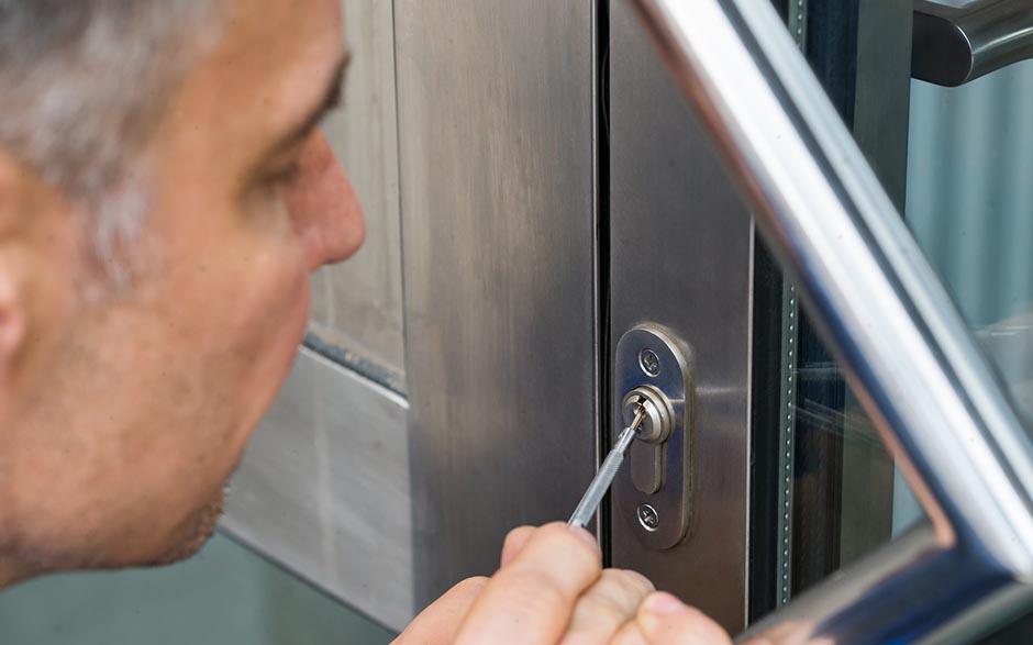 ouverture de porte blindée serrurier Saint-Arnoult-en-Yvelines